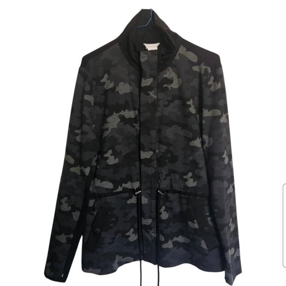 Cabi Black Grey Camo Camouflage Full Zip ATC Jacket Size L - Picture 2 of 11